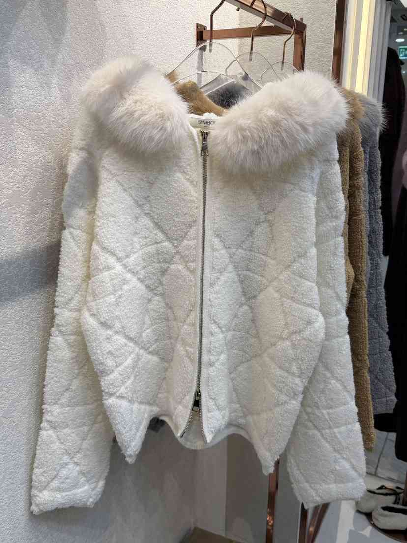 SYMBOL韓國代購㊣女裝新款時尚25秋冬人氣夾克連帽拉鏈衫貂皮SYMBOL夾克