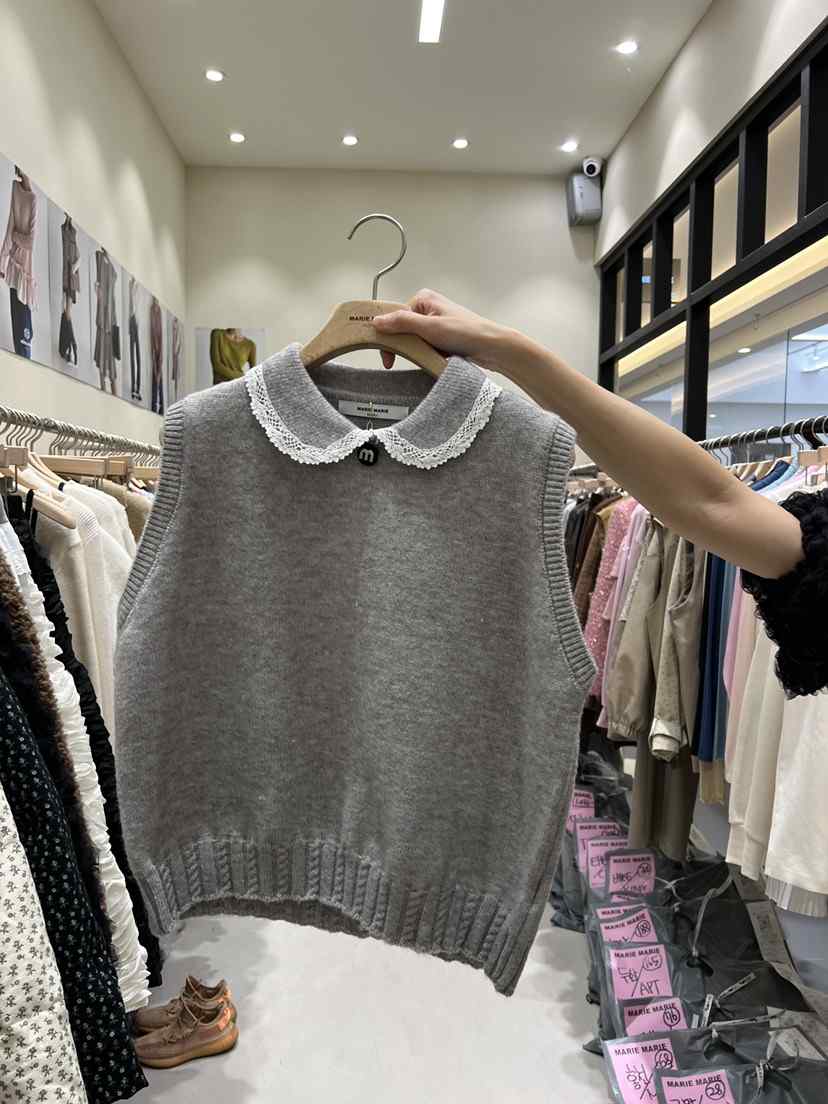 MARIE MARIE韓國代購㊣女裝新品人氣真品25秋冬吊帶背心蕾絲MARIE MARIE吊帶/背心