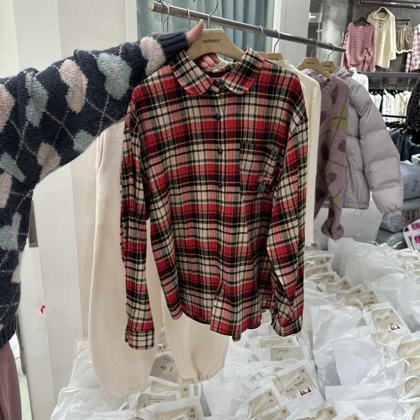 OURMOMENT韓國直郵㊣女裝新品真品職業推薦休閑25秋冬襯衫蕾絲衫OURMOMENT襯衫/蕾絲衫