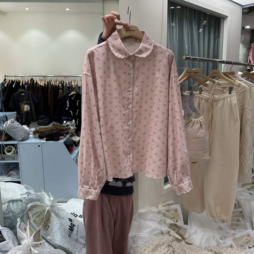 OURMOMENT韓國代購㊣女士新款休閑真品襯衫蕾絲衫燈芯絨花朵OURMOMENT襯衫/蕾絲衫