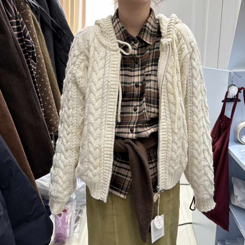 OURMOMENT韓國直郵㊣女裝新品職業熱賣25秋冬時尚真品休閑毛衣OURMOMENT毛衣