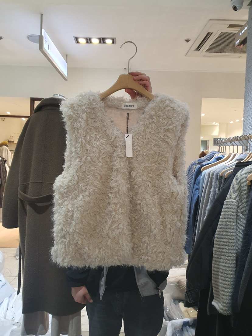 B_GARDER東大門㊣實拍女裝新品職業熱賣時尚休閑人氣25秋冬馬甲B.GARDER馬甲