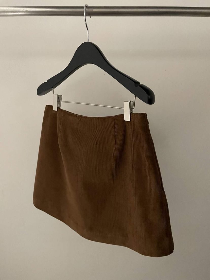 FLAT GARDEN/LA MUETTE/JAMIESTONE東大門㊣代購女士新款人氣裙褲燈芯絨FLAT GARDEN/LA MUETTE/JAMIESTONE裙褲