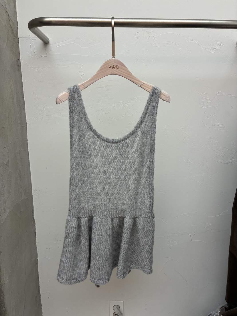 Verbena韓國代購㊣女裝新款25秋冬休閑時尚吊帶背心不含內搭Verbena吊帶/背心