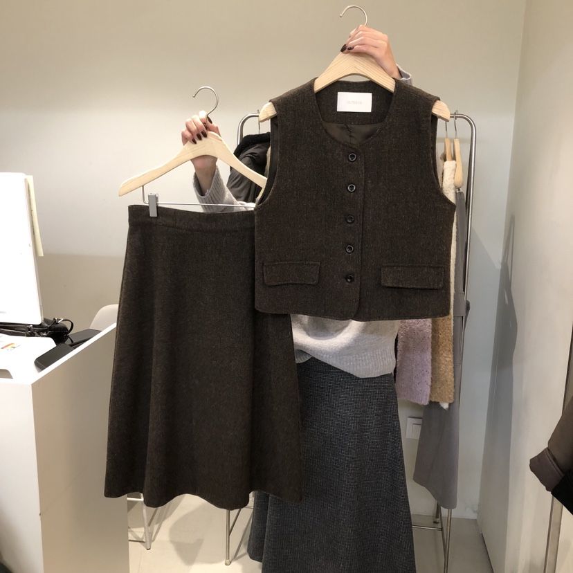 OUTRENE東大門㊣代購女士新款推薦時尚人氣職業真品熱賣套裝OUTRENE套裝