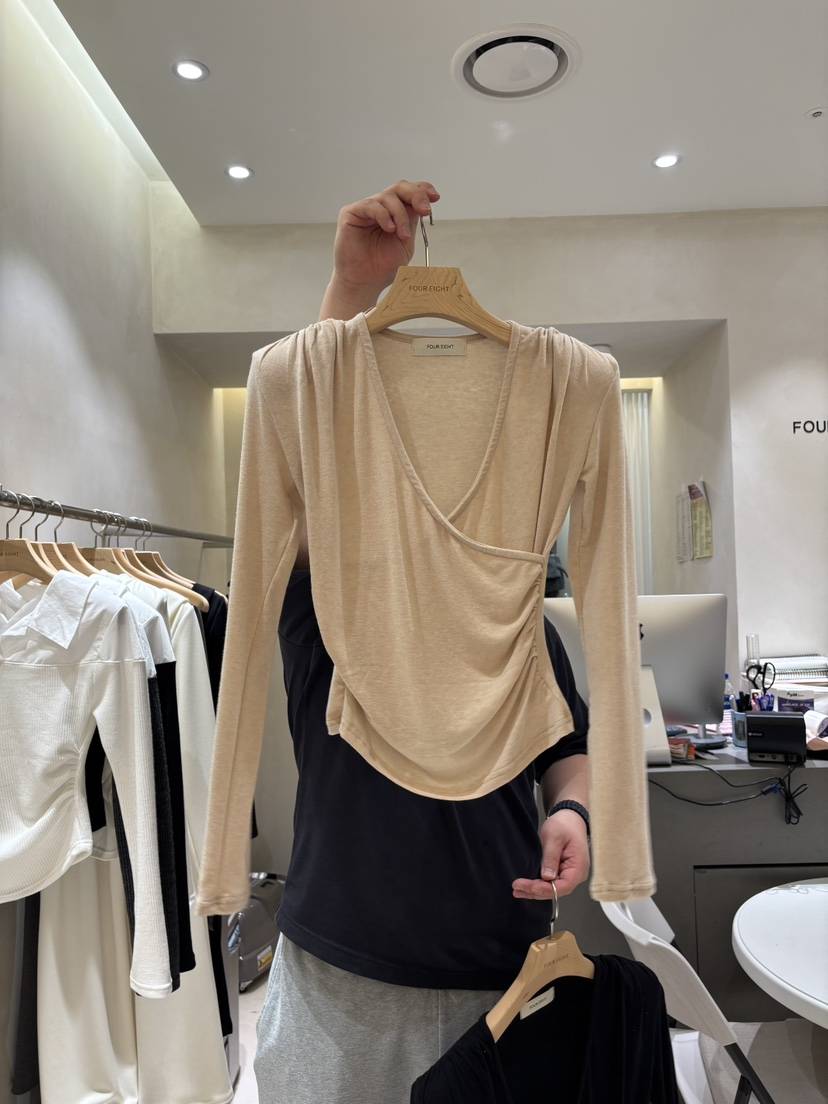 FOUREIGHT韓國直郵㊣女士新款休閑人氣熱賣時尚推薦長袖T恤FOUR EIGHT長袖T恤