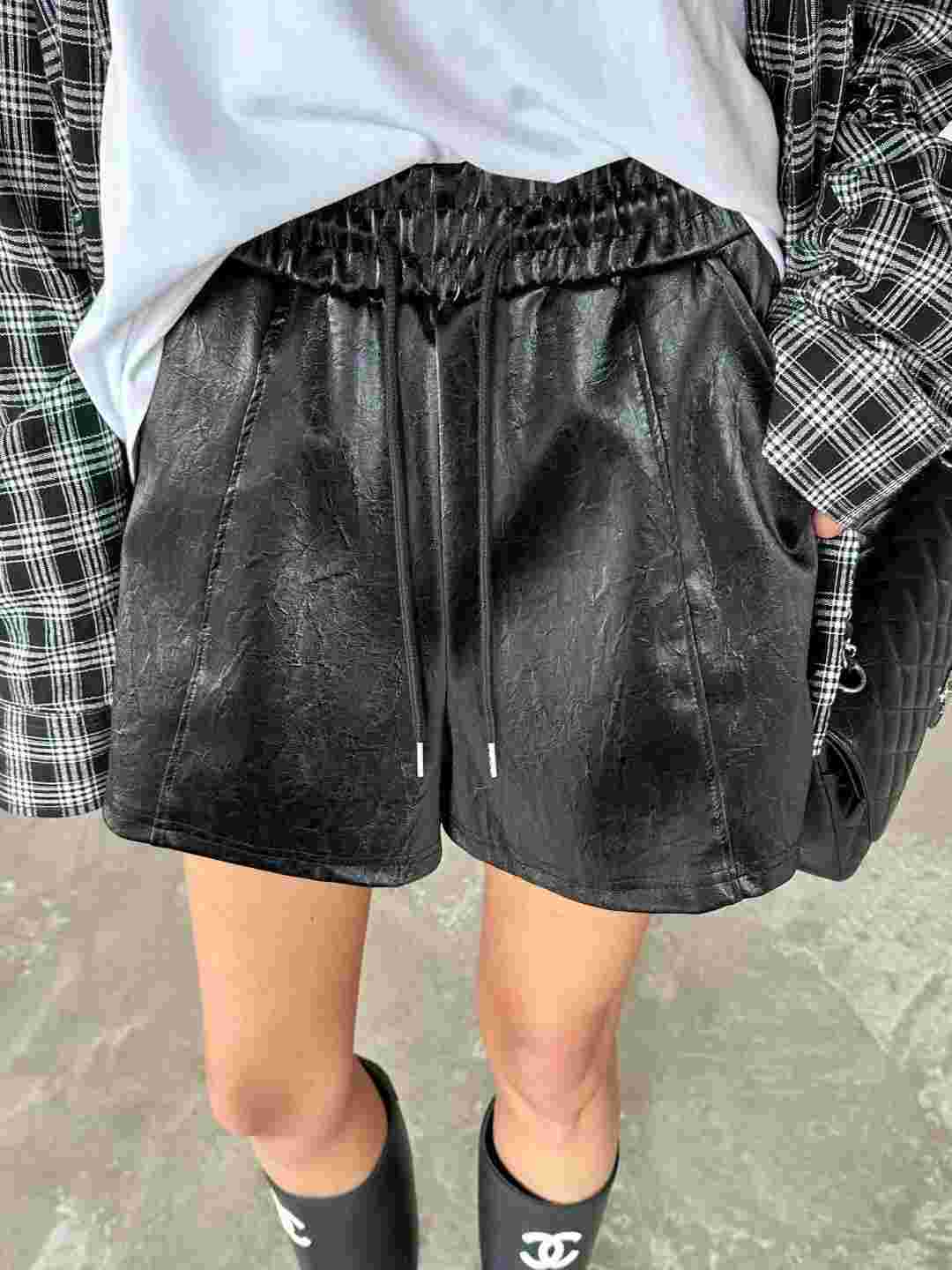 FAVOR韓國代購㊣女士新品時尚熱賣休閑職業人氣推薦25秋冬短褲ARRICCHISI短褲