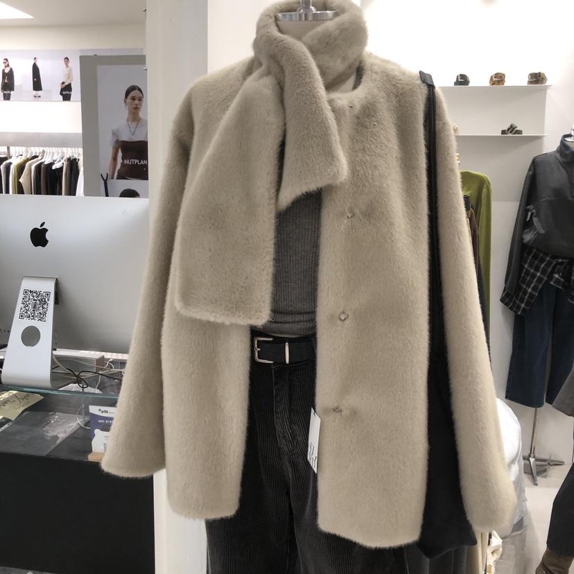 ANN MARGRET東大門㊣直郵女裝新款人氣短款大衣含圍巾保暖GRETA.Y短款大衣