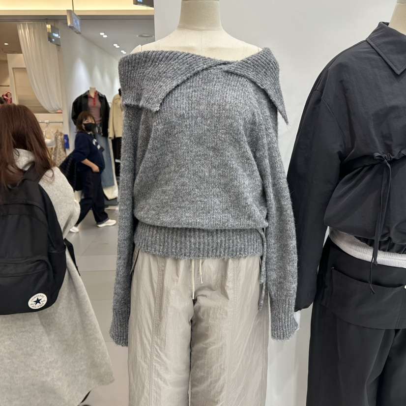 THE VALUE東大門㊣代購女士新款熱賣25秋冬時尚針織衫露肩THE VALUE針織衫