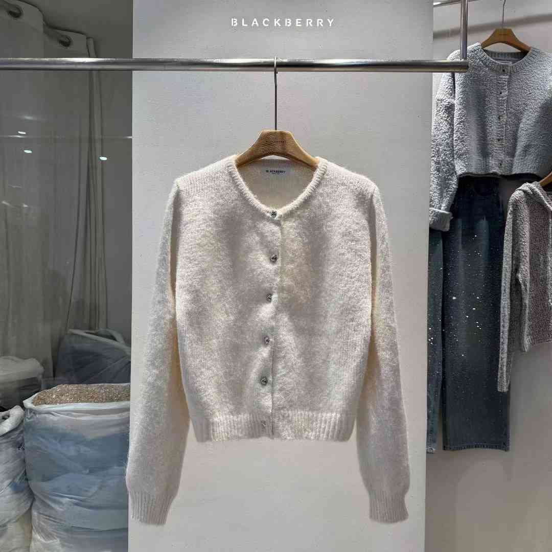 BLACKBERRY東大門㊣實拍女裝新品休閑人氣真品職業針織衫紐扣BLACKBERRY針織衫