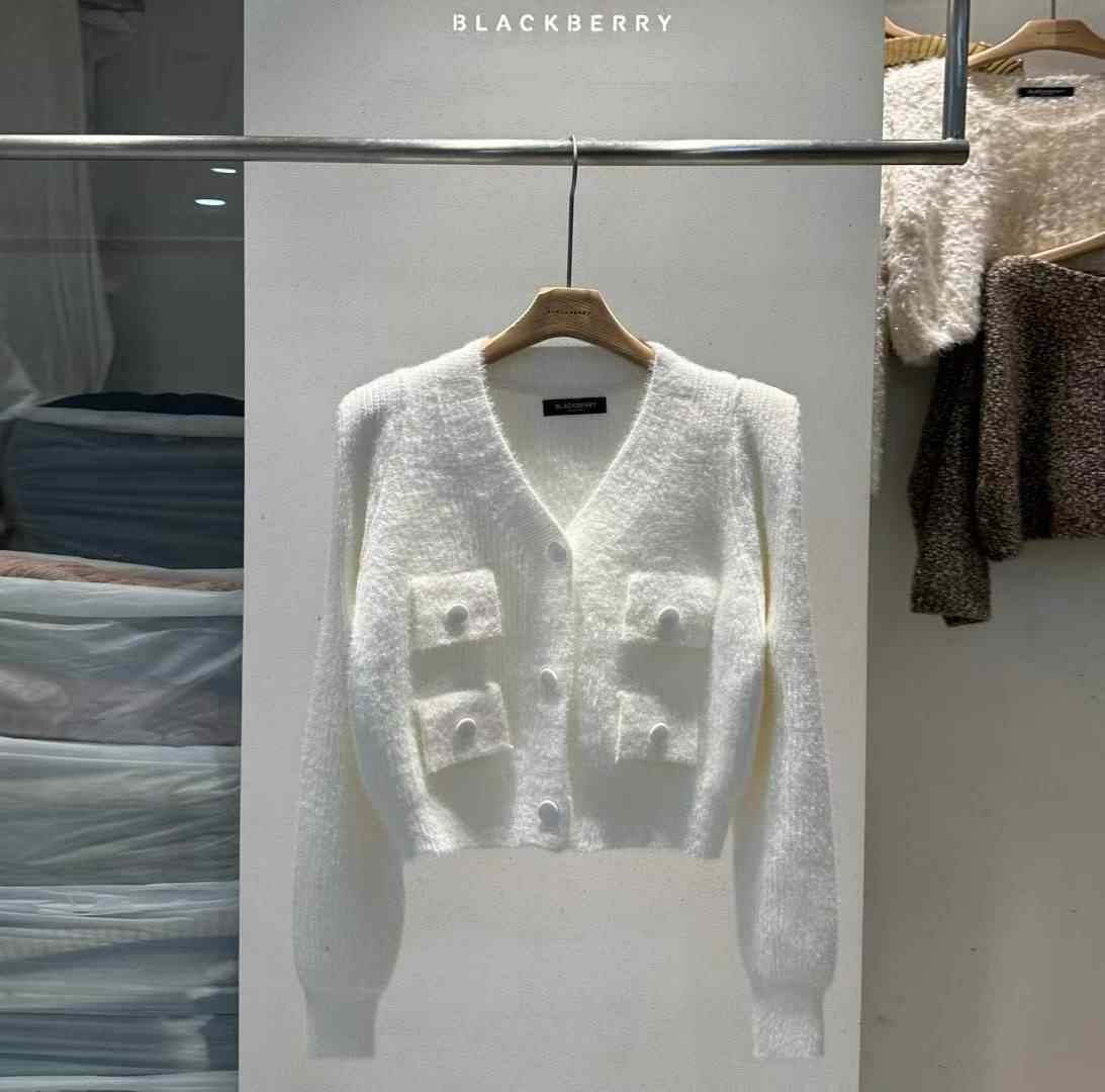 BLACKBERRY東大門㊣直郵女士新款25秋冬熱賣職業針織衫口袋BLACKBERRY針織衫