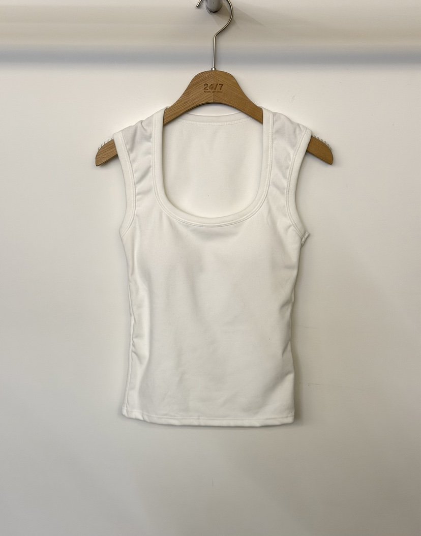 TWENTY FOUR SEVEN24-7韓國代購㊣女裝新款職業吊帶背心TEWNTY FOUR SEVEN24-7吊帶/背心