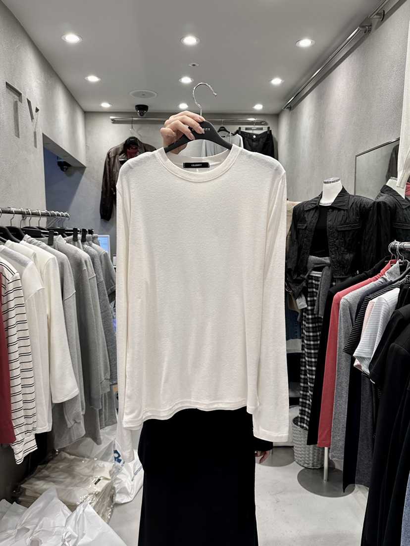 CELEBRITY-A東大門㊣直郵女士新品熱賣休閑時尚25秋冬長袖T恤CELEBRITY-A長袖T恤