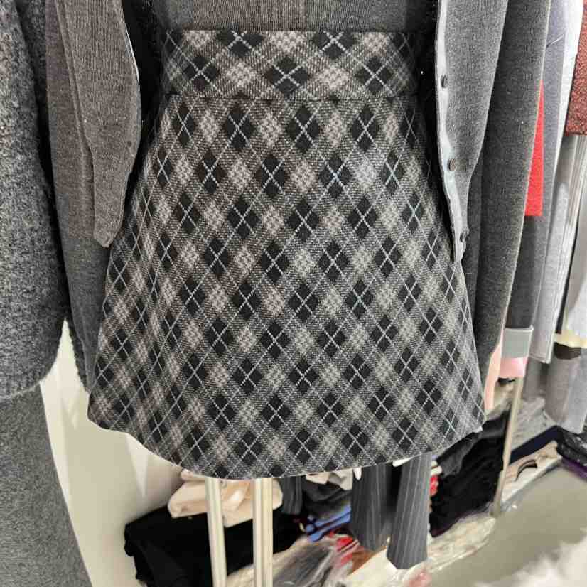 BY BOMI東大門㊣直郵女士新品25秋冬時尚休閑推薦人氣短裙BY BOMI短裙