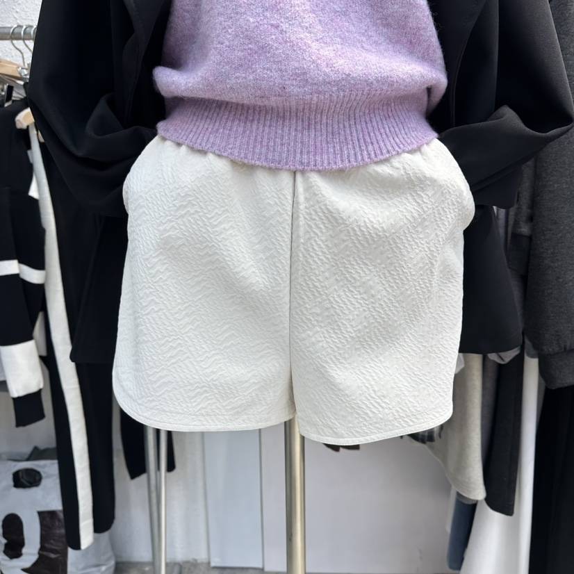 BLOOM東大門㊣實拍女裝新款推薦時尚熱賣25秋冬人氣短褲皮革BLOOM-Q短褲