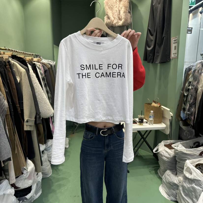 ROMANTIC NEWYORK東大門㊣代購女裝新品休閑熱賣推薦長袖T恤ROMANTIC NEWYORK長袖T恤