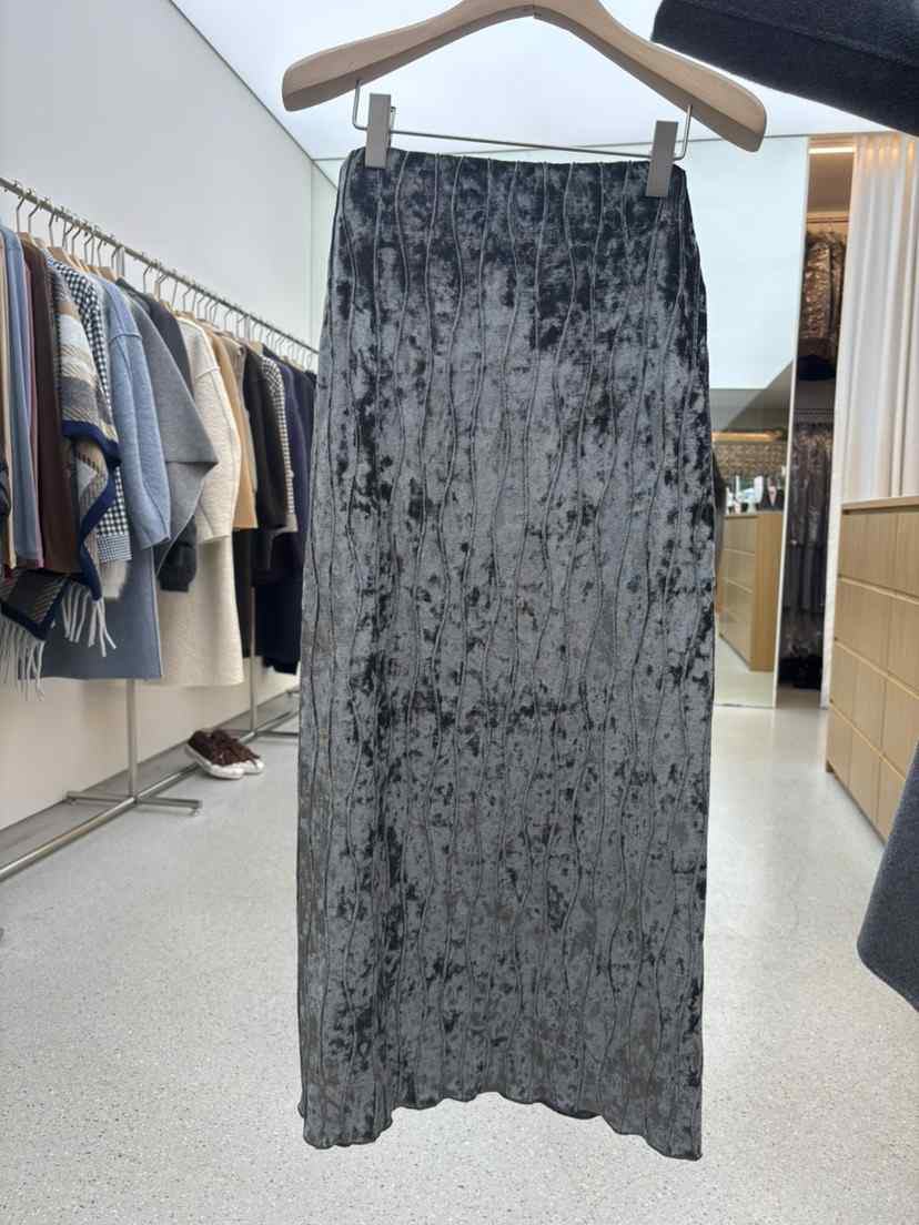 JUJU東大門㊣直郵女裝新款熱賣人氣25秋冬職業推薦長裙天鵝絨JUJU長裙