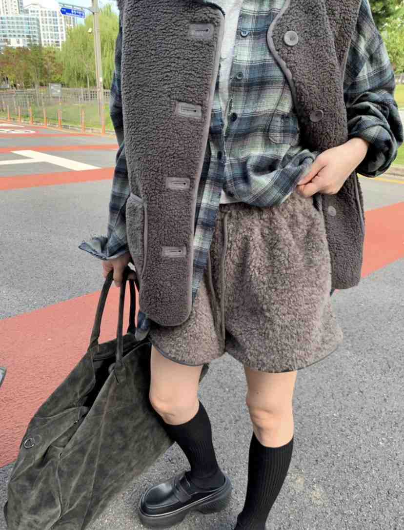 RIVER RAIN東大門㊣直郵女裝新品推薦職業人氣休閑25秋冬短褲RIVER RAIN短褲