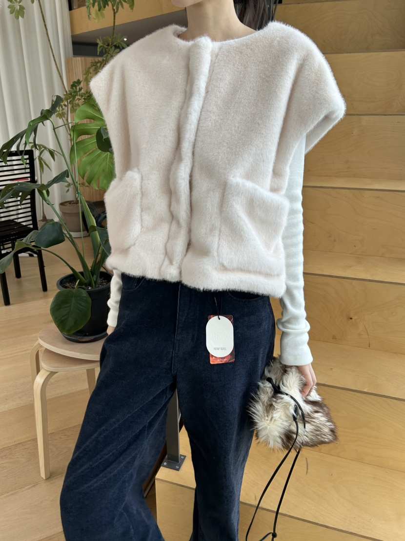 ME MO東大門㊣實拍女士新品推薦25秋冬職業馬甲不含內搭貂皮ME MO馬甲