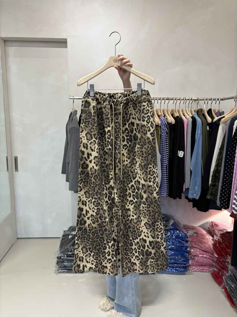 LIVE AID-P東大門㊣實拍女裝新品時尚職業25秋冬推薦休閑褲LIVE AID-P休閑褲