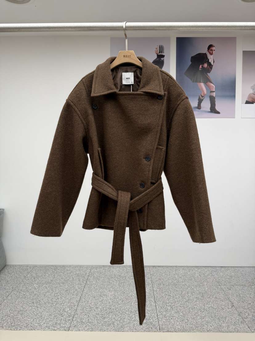 MADE-P韓國代購㊣女士新款時尚職業推薦熱賣25秋冬短款大衣MADE-P短款大衣