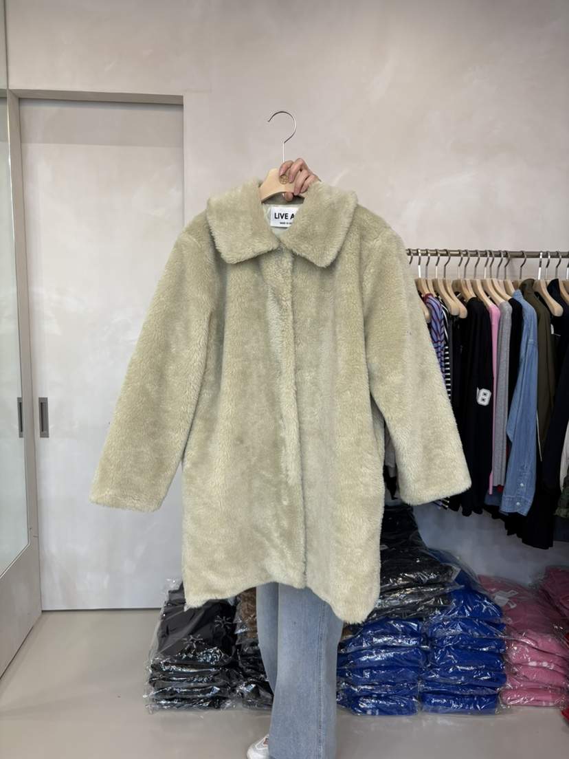 LIVE AID-P東大門㊣實拍女裝新品休閑熱賣中長款大衣皮草LIVE AID-P中長款大衣