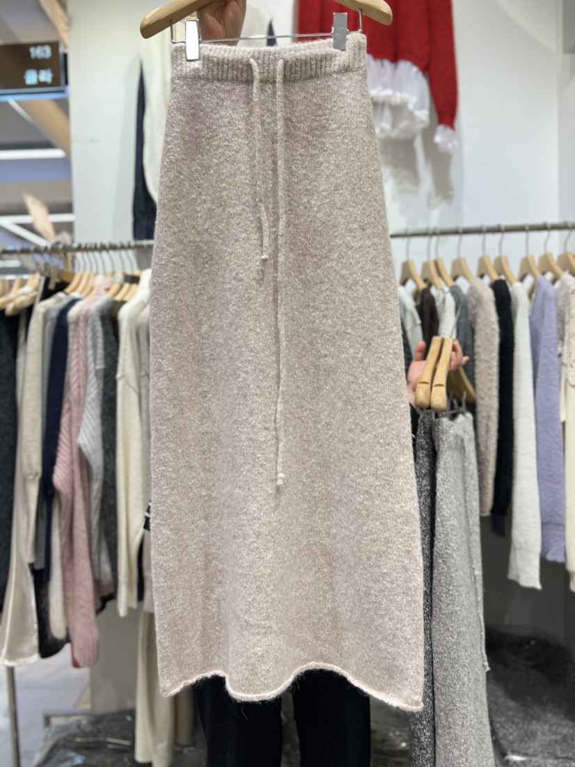 OLA韓國直郵㊣女裝新品推薦人氣時尚熱賣25秋冬職業休閑長裙mellor/OLA長裙