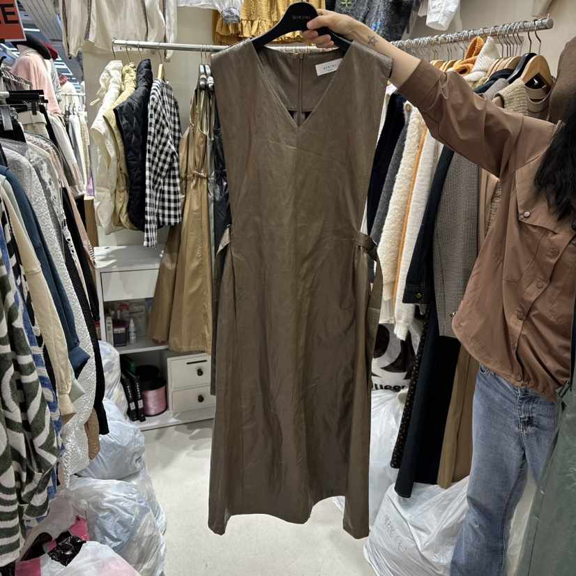 BIKINI東大門㊣實拍女士新品推薦職業25秋冬時尚人氣連衣裙BIKINI連衣裙