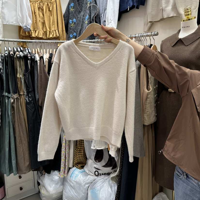 BIKINI東大門㊣直郵女士新品休閑熱賣職業推薦人氣時尚毛衣V領BIKINI毛衣