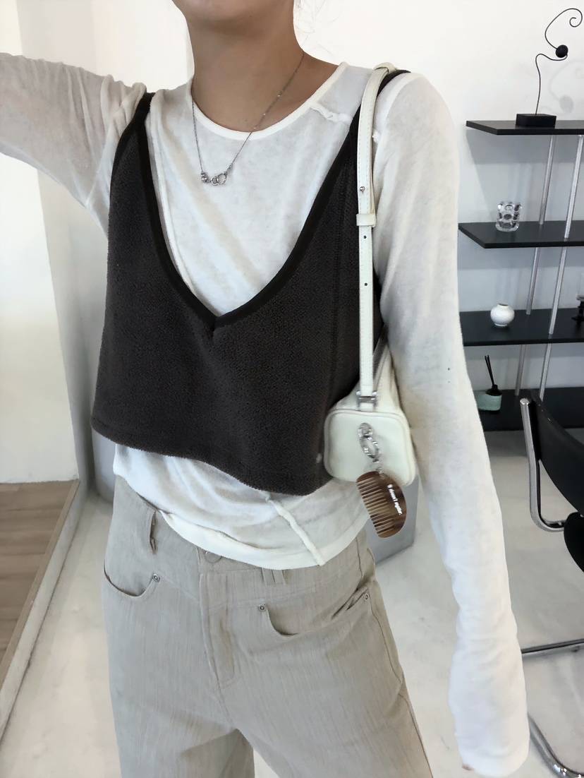 GLITTER東大門㊣代購女裝新款25秋冬人氣時尚吊帶背心不含內搭GLITTER吊帶/背心