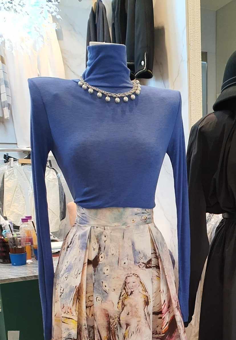 OLIVE TrEE東大門㊣代購女裝新品熱賣長袖T恤不含項鏈天絲羊毛OLIVE TrEE長袖T恤