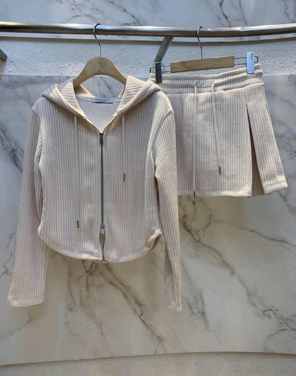 OLIVE TrEE韓國直郵㊣女士新款推薦休閑職業時尚25秋冬短裙OLIVE TrEE短裙