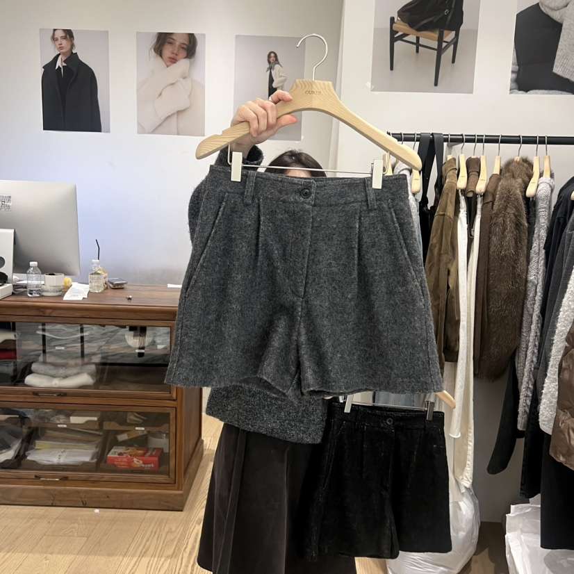 OURIN東大門㊣實拍女士新品25秋冬休閑時尚熱賣推薦人氣短褲OURIN短褲