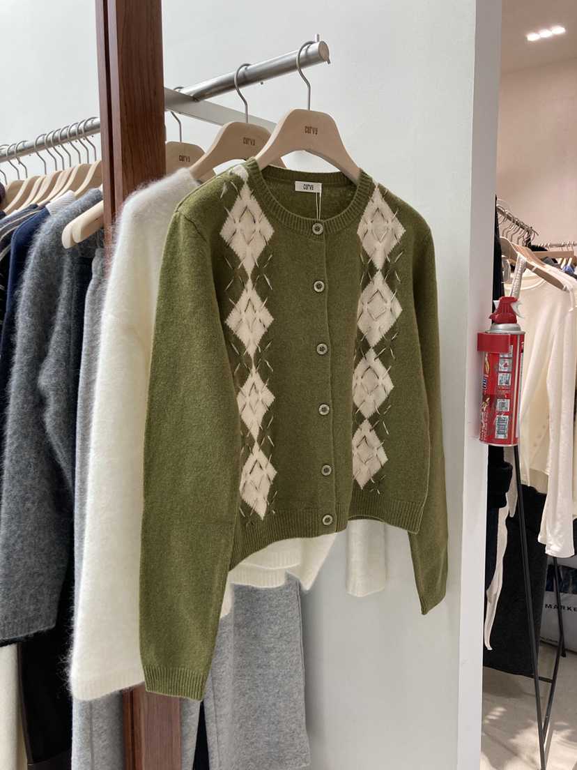 CURVY東大門㊣實拍女士新款推薦25秋冬時尚人氣熱賣針織衫開衫CURVY針織衫