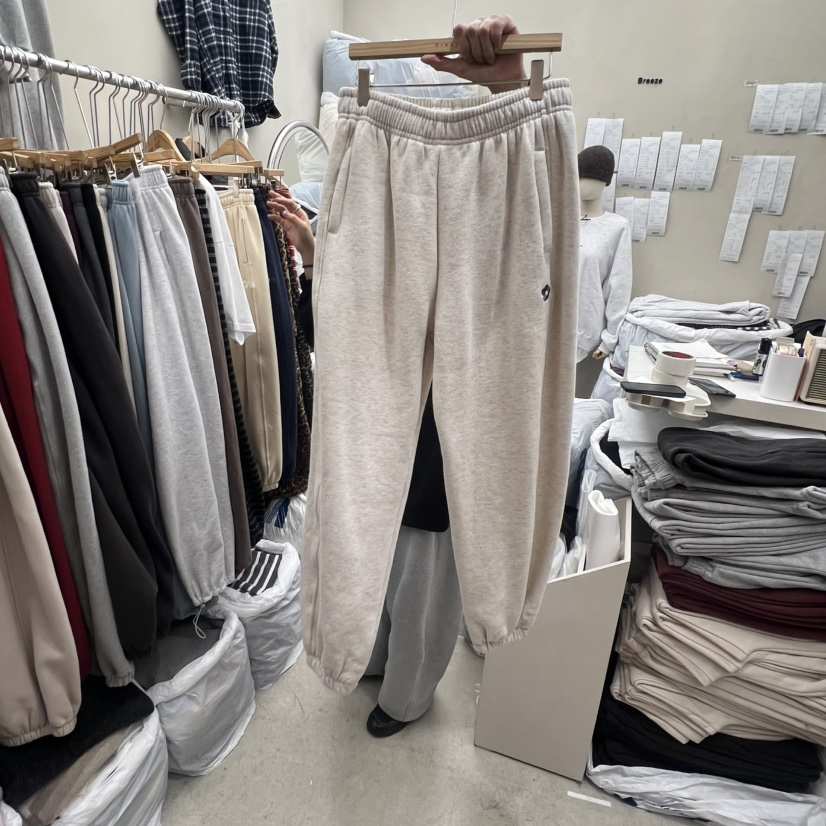 BREEZE韓國代購㊣女裝新款推薦人氣熱賣時尚休閑褲加絨刺繡BREEZE休閑褲