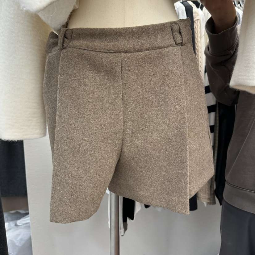 MOANA韓國直郵㊣女士新品25秋冬職業休閑熱賣時尚人氣推薦短褲MOANA短褲