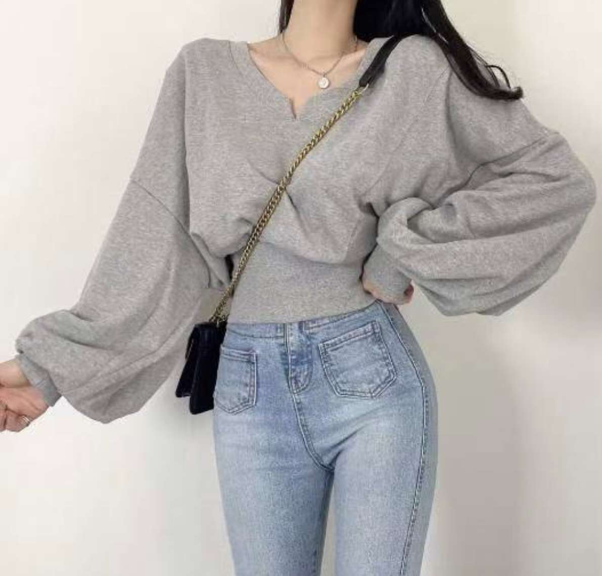 LAURENT東大門㊣代購女裝新款人氣時尚25秋冬職業長袖T恤V領LAURENT長袖T恤