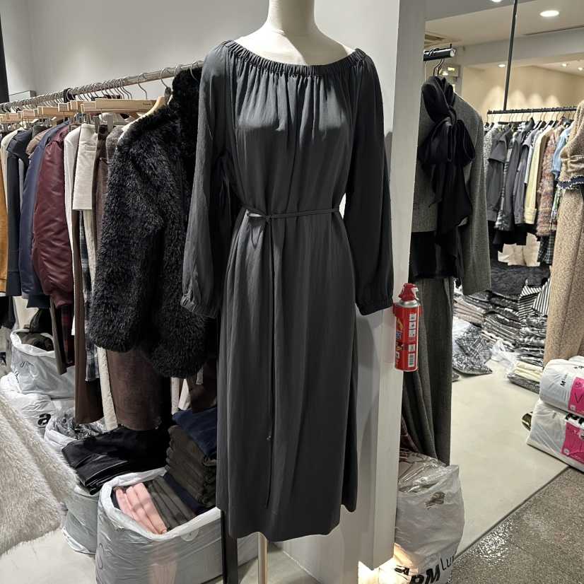 GREEK韓國代購㊣女裝新款人氣時尚推薦熱賣真品休閑連衣裙露肩GREEK連衣裙