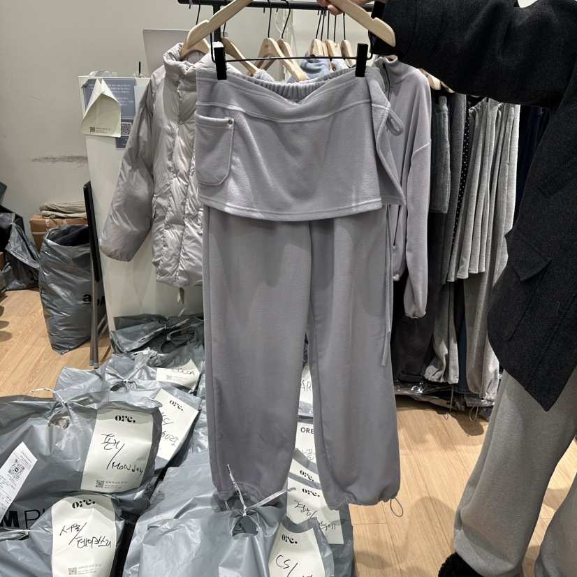 ORE-P東大門㊣實拍女裝新款人氣時尚熱賣推薦25秋冬裙褲羊毛ORE裙褲