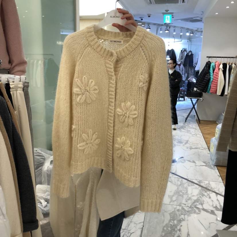 ALMOND韓國直郵㊣女裝新品時尚休閑推薦熱賣真品毛衣花朵開衫ALMOND毛衣