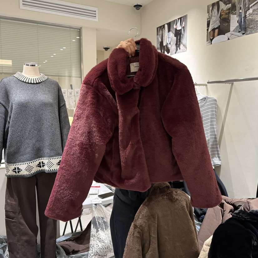 MOREMORE東大門㊣實拍女裝新款人氣25秋冬職業短款大衣貂皮more more短款大衣