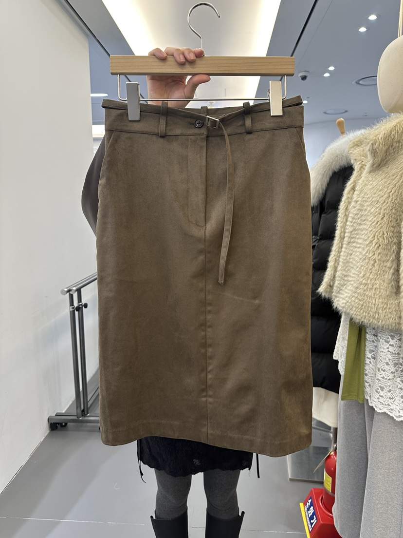 MONDAYMORING韓國代購㊣女裝新品人氣半身裙中短裙含腰帶麂皮MONDAYMORING半身裙/中短裙