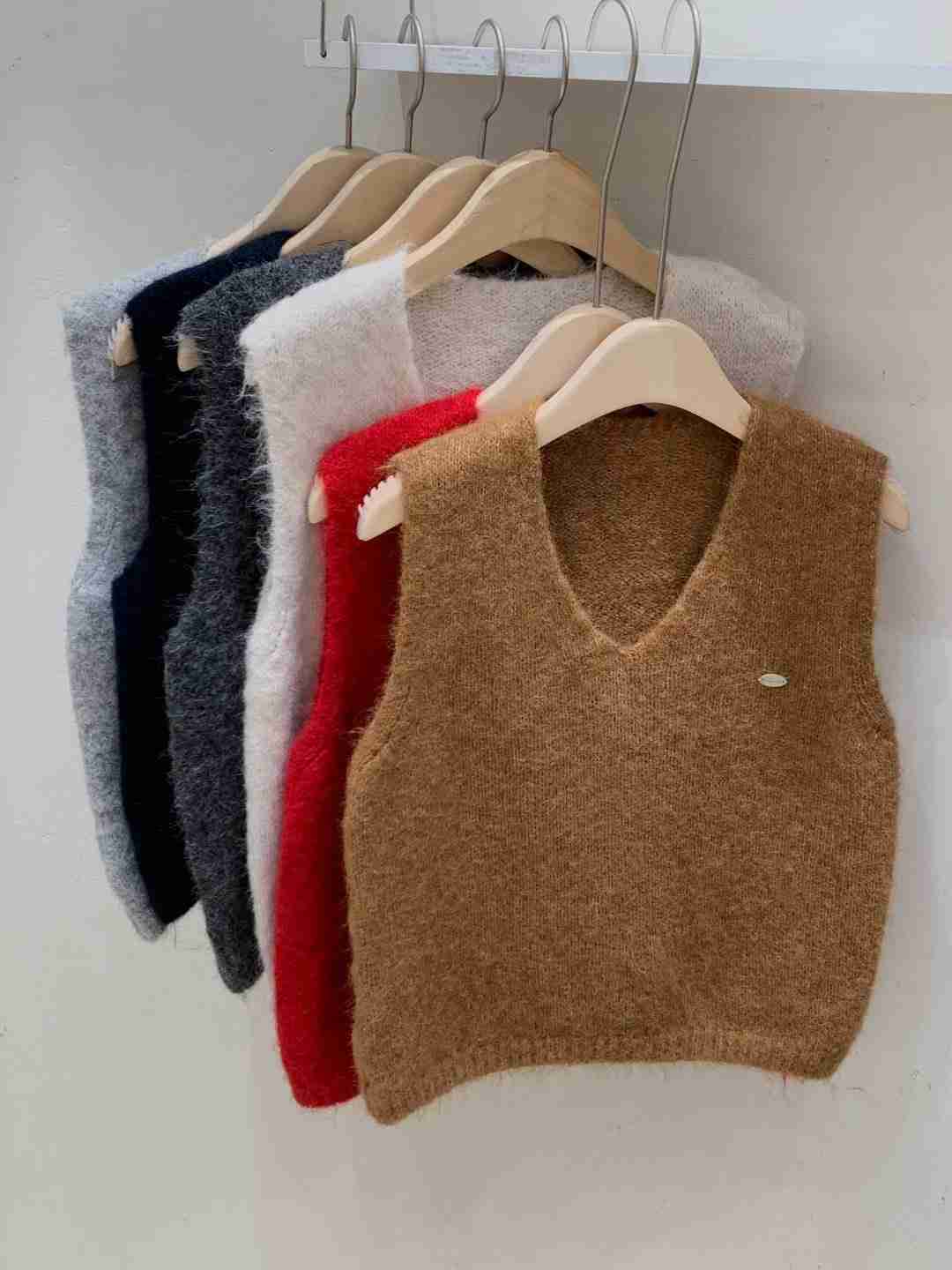 FRIDA韓國直郵㊣女裝新款人氣25秋冬熱賣時尚休閑推薦吊帶背心FRIDA吊帶/背心