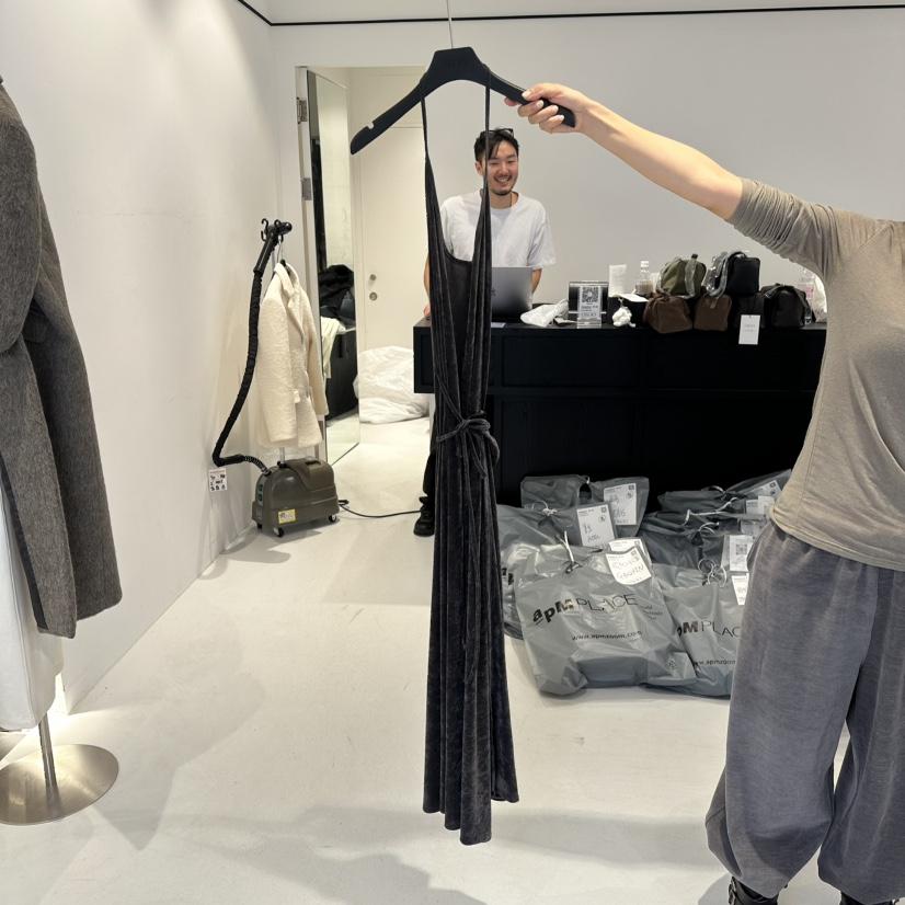 OSOO東大門㊣實拍女裝新款時尚25秋冬職業休閑人氣連衣裙絲絨OSOO連衣裙