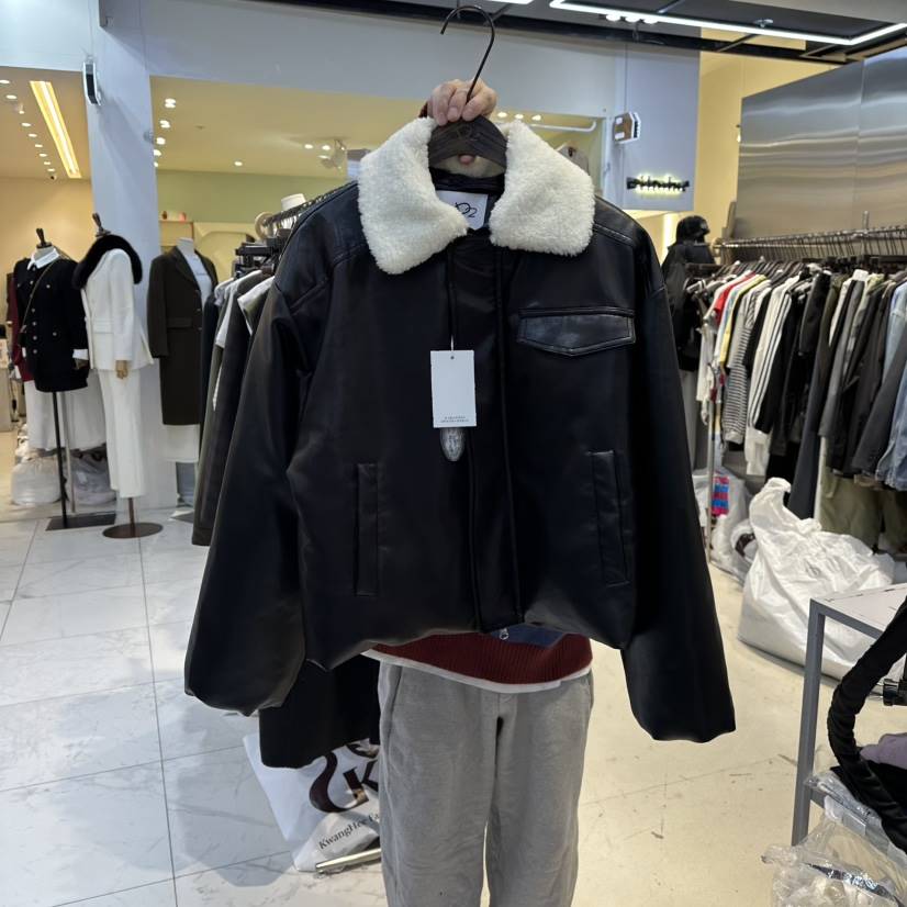 A2/D2東大門㊣直郵女士新款休閑熱賣夾克泰迪熊皮革填充鴨絨A2/D2夾克