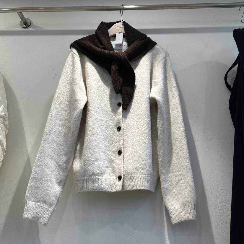 TARA韓國代購㊣女裝新款推薦熱賣時尚職業針織衫羊毛衫含圍巾TARA針織衫