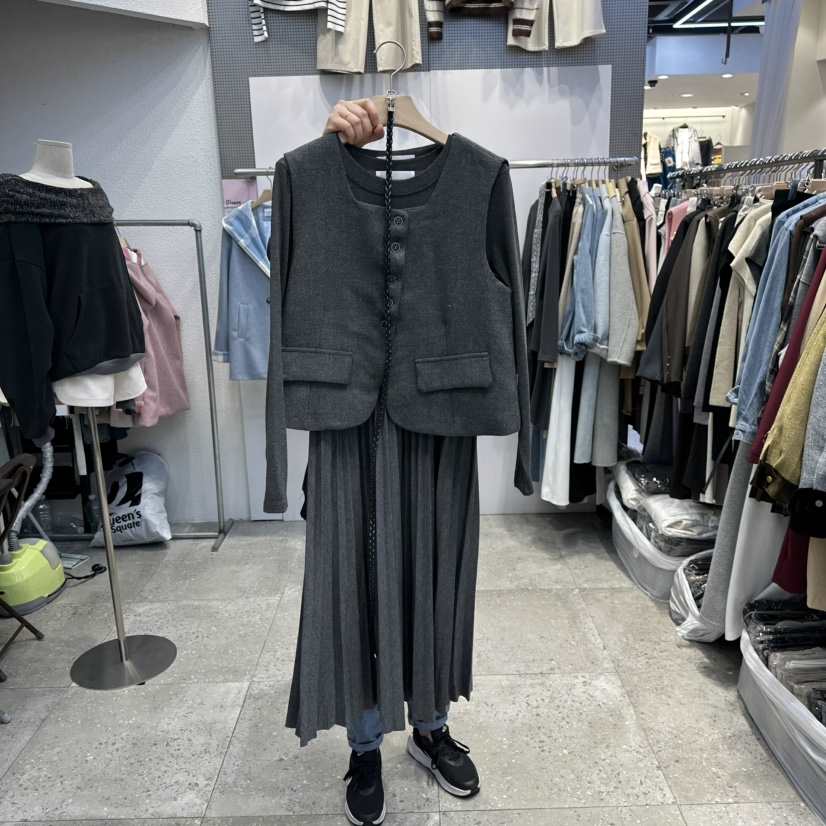 BLOOM韓國代購㊣女裝新款熱賣休閑真品時尚套裝兩件套套裝褶裥BLOOM-Q套裝