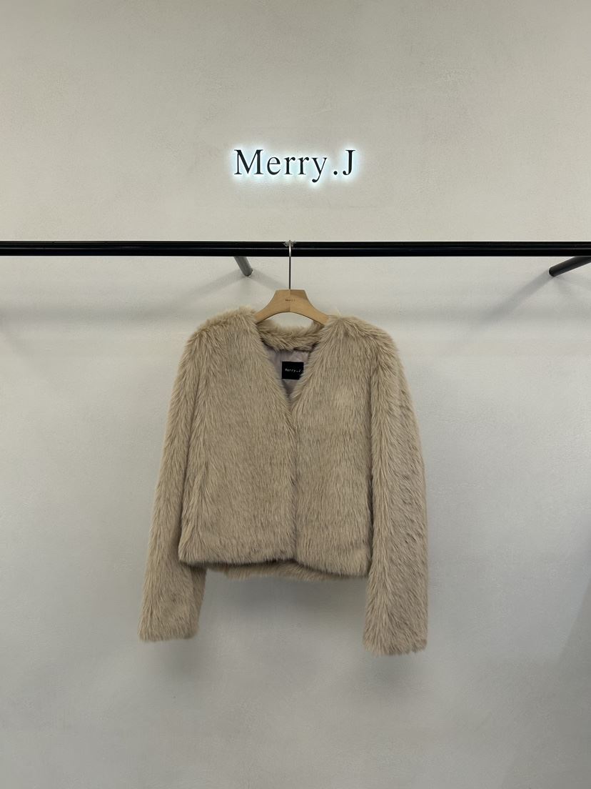 MERRY-J韓國代購㊣女裝新款人氣熱賣時尚25秋冬短款大衣V領皮草MERRY-J短款大衣