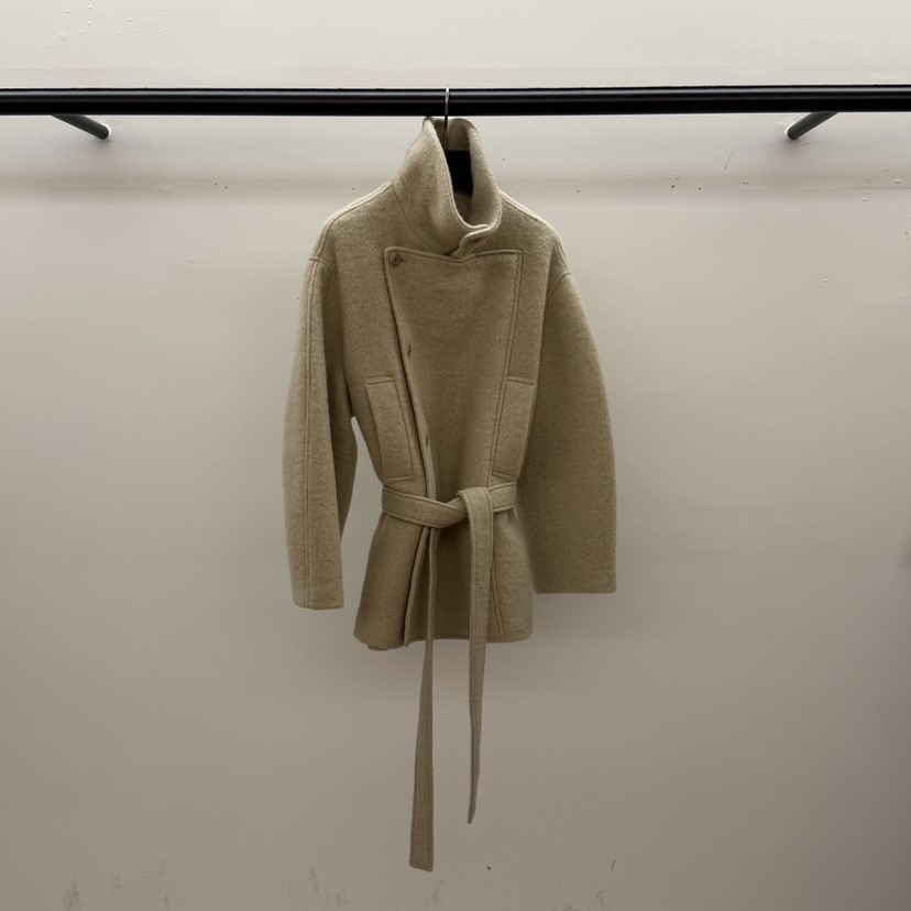 ID韓國直郵㊣女裝新款熱賣真品人氣休閑25秋冬短款大衣含腰帶ID短款大衣