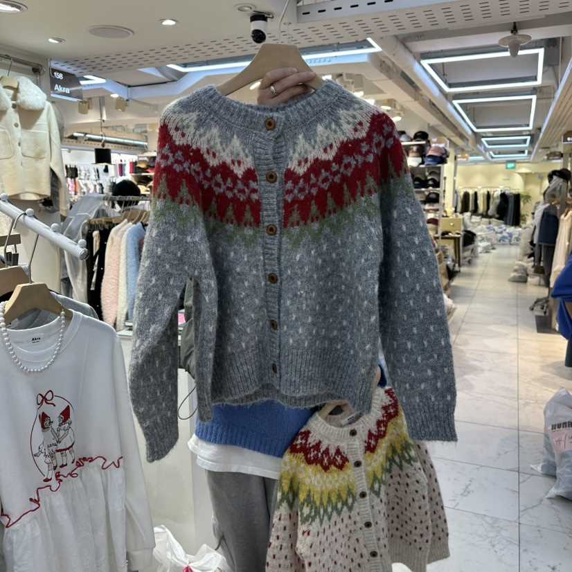 AKRA BY ART東大門㊣實拍女士新品時尚推薦真品人氣毛衣開衫AKRA BY ART毛衣